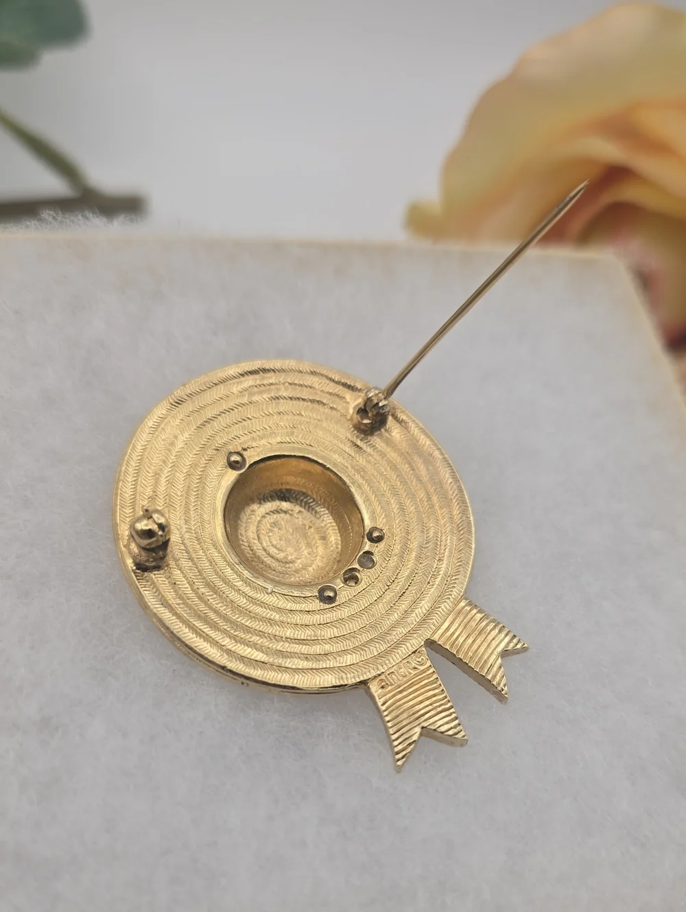 CINER Gold Tone Straw Hat Brooch with Multicolor Accent